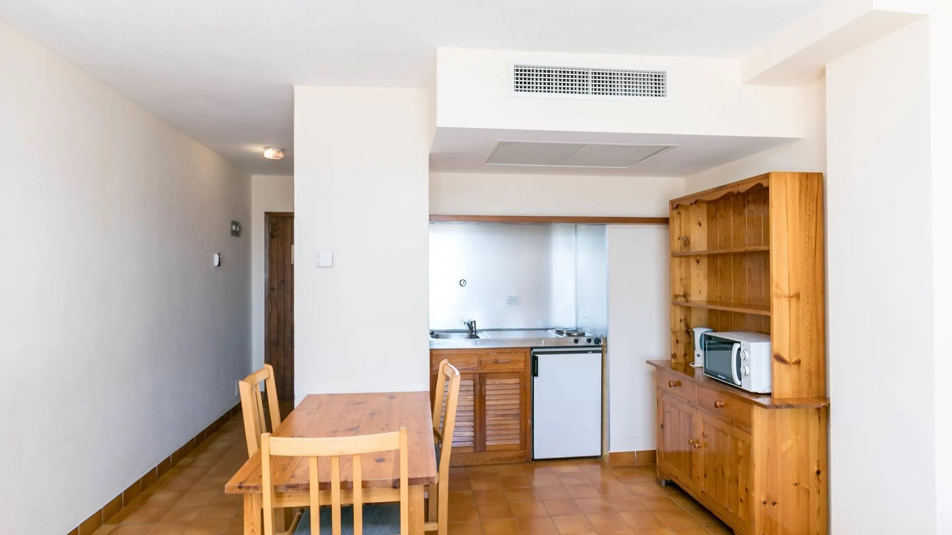 The White Apartments (Adults Only) Sant Antoni de Portmany Spagna